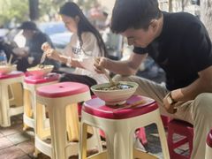 -啊墨江牛烂烀米线