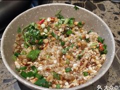 -肖肖酸萝卜鱼火锅(总店)