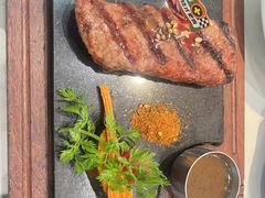 -西语炭烧牛排·西厨(滨湖万科里店)