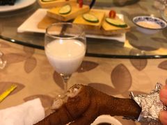 -山明水秀大饭店