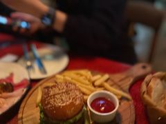 -羽深肉铺 Steak & Wine