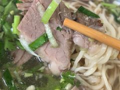 -臻老板牛肉面(光华路SOHO店)