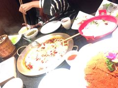 -周师兄大刀腰片火锅(洪崖洞旗舰店)