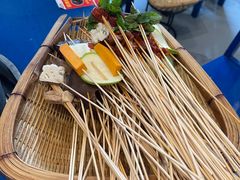 -马路边边麻辣烫联盟路店