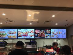 -肯德基(西影路店)