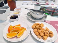 -洪氏嗨捞·广东猪肚鸡·椰子鸡火锅(西咸万象城店)