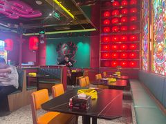 -多嘴超级肉蟹煲(杉杉国潮主题店)