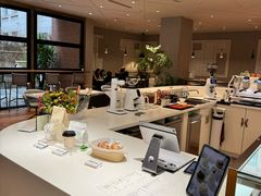 -潮一不贰·法式甜品·生日蛋糕·西式简餐(外滩店)