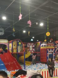 -苏宁红孩子(F6漫时区店)