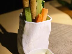 -穹六人间 people 6(岳阳路店)