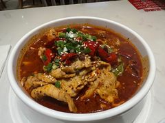-渝是乎酸菜鱼·川渝小炒(新世界百货望京店)