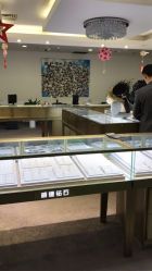 -威德钻石-克拉钻大本营(南京东路店)