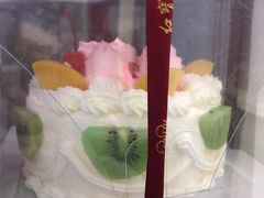-红宝石·鲜奶小方·海派西点房(金杨店)