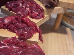 -宴全牛粤来越牛潮汕鲜牛肉火锅(海州万达广场店)