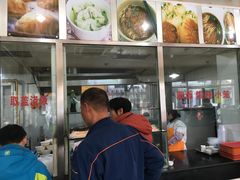 -老西白点心店