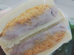 -沁屋面包店(人民东路店)