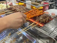 -哈尔滨小酒馆·鲜肉现穿自助烧烤(康新花园店)