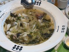 -渔语鱼酸菜鱼新川菜(来福士店)