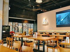 -HUZI虎滋精酿餐吧(京西大悦城店)