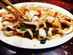 -六合夜市