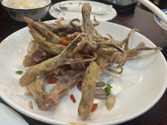 -余杨鸭鸭餐厅