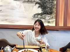 -梁姐啤酒鱼(兴坪古镇店)
