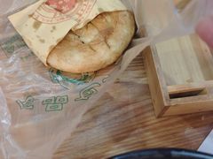-青石桥老瓦房肥肠粉总店(青石桥总店)