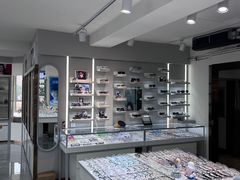 -潘多拉眼镜·蔡司依视路明月(潘家园店)