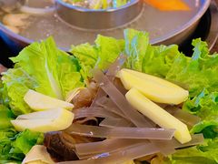 蔬菜拼盘-三文彩虹鳟鱼庄