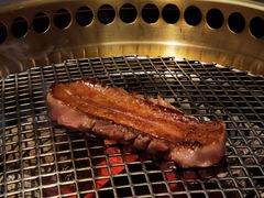 -铭牛烧肉·和牛海鲜自助(高新月牙湖店)