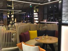 -成都太古里总府王府井亚朵X酒店