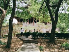-灵岩山风景区