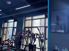 -豪思成DK健身私教连锁(凯乐国际店)