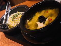 -云海肴·汽锅鸡·云南菜(天山百盛优客店)