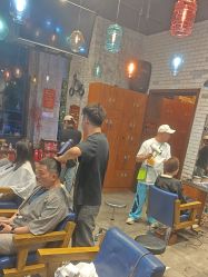 点击看大图 -T.1 hair salon烫染接发