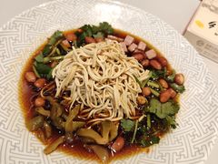 -老季市·三代非遗传承·地标美食老汁鸡(工农路店)