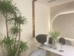 -芮娜皮肤管理·SPA中心