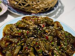 -嗨辣小聚·盘锦河蟹·海鲜烧烤龙虾(盘锦十年好店)