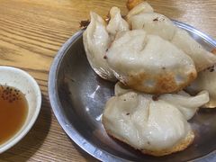 -黄阿姨锅贴大王(万航渡路店)