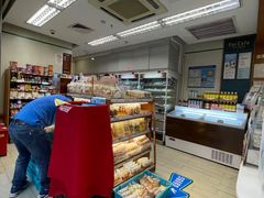 -全家便利店(上海南站站店)