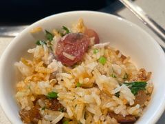 特色腊味煲仔饭-百年果林椰子鸡(中洲店)