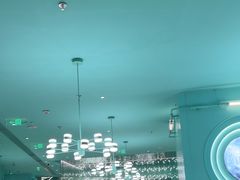 -季季红火锅(柳州城中万达二店)