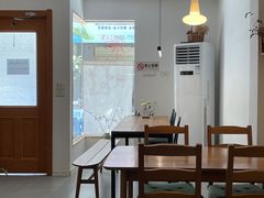 -白胡子咖啡(丽都园店)