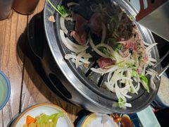 -明洞阿姨·韩式酱蟹烤肉·创意料理(三元桥店)