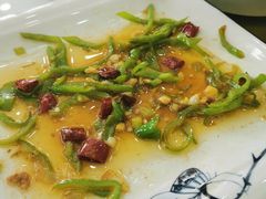 -撒拉人家.酸菜牦牛肉火锅