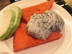 -大中华希尔顿酒店-念自助餐·嗨啤·小龙虾