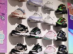 -砂之船奥莱(南京江宁店)