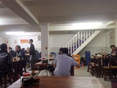 大堂-宝瑞门钉肉饼店