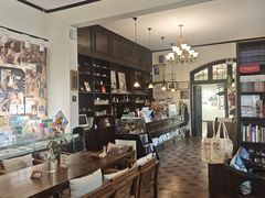 -良友书坊(安徽路店)