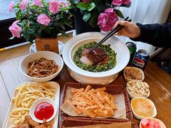 -湘力力小院·鱼汤泡饭(枫林路店)